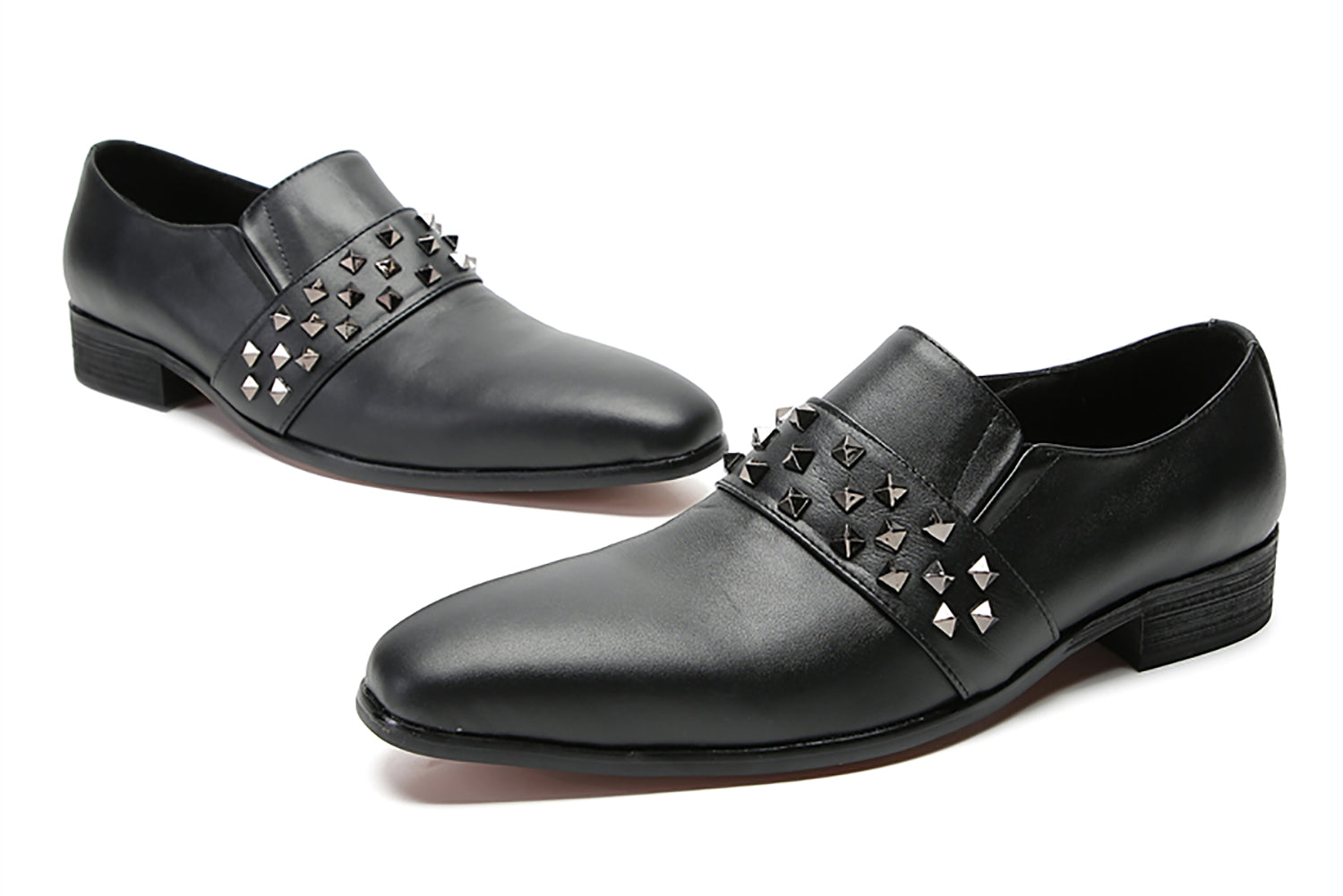 Mocasines occidentales con remaches y punta lisa para hombre