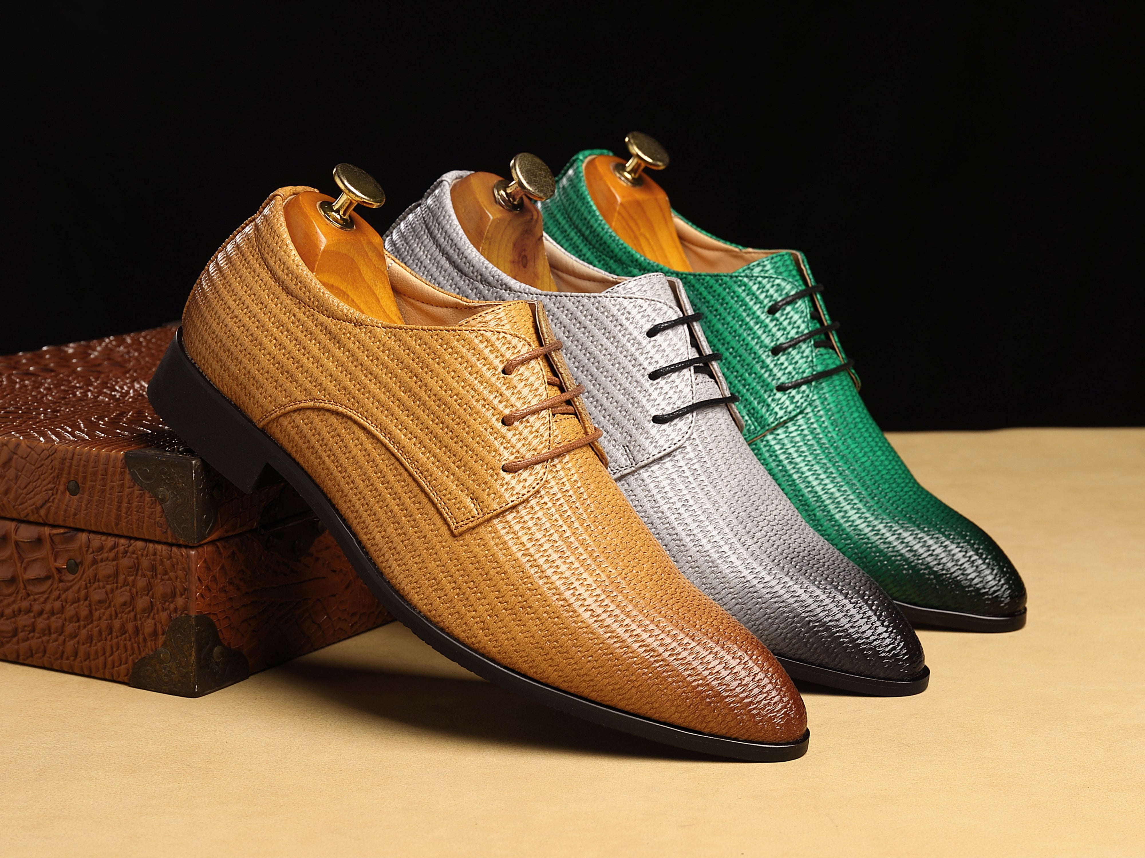 Men's Embossed Woven Derby Shoes