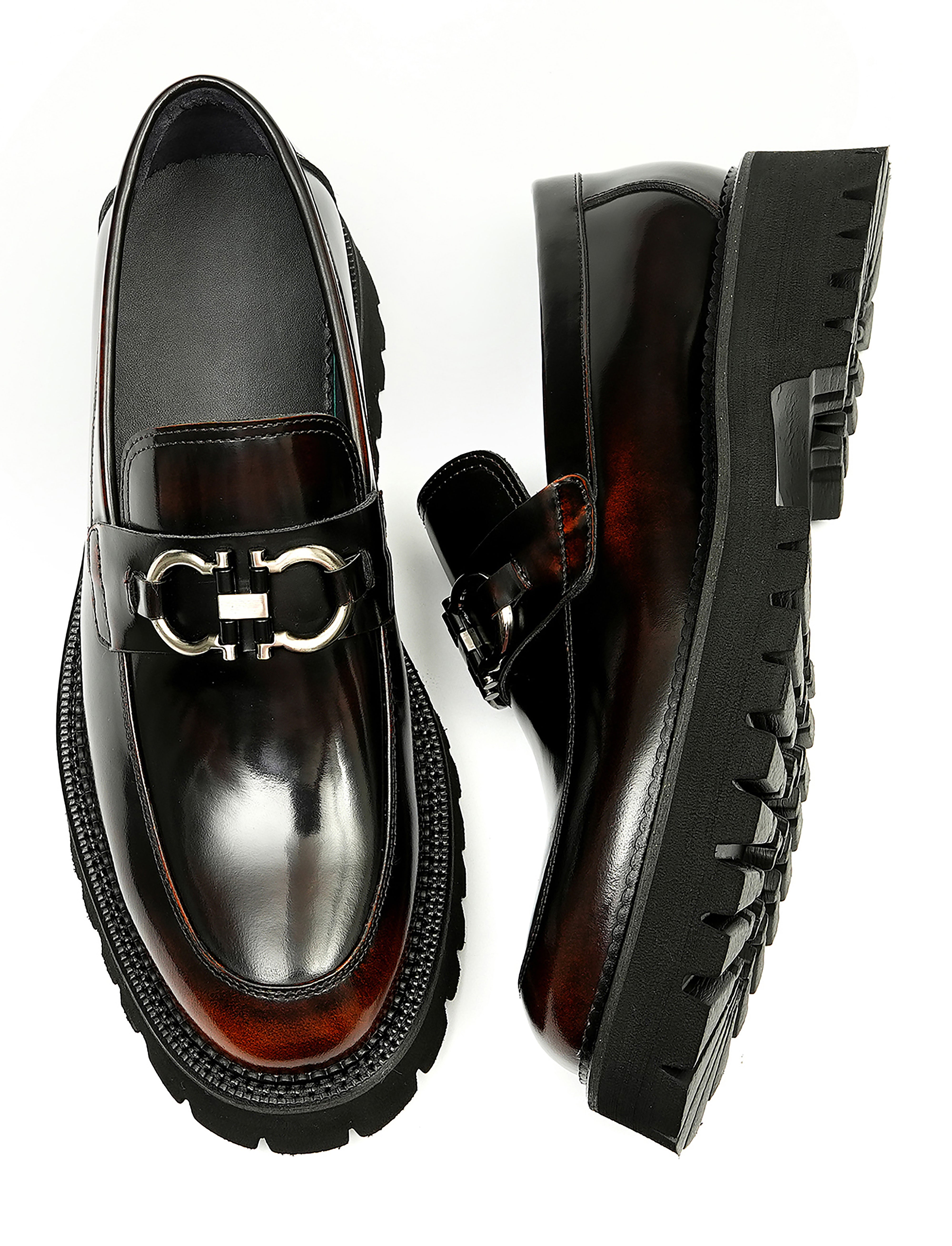 Mocasín con hebilla Horsebit de vestir para hombre