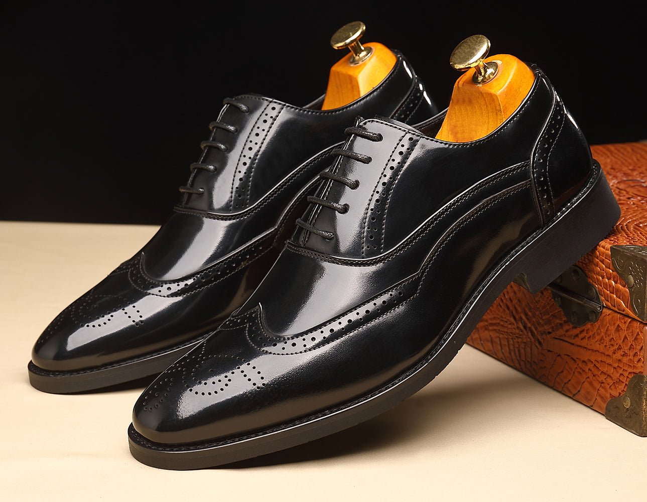 Men's Wingtip Oxfords Black Bronze