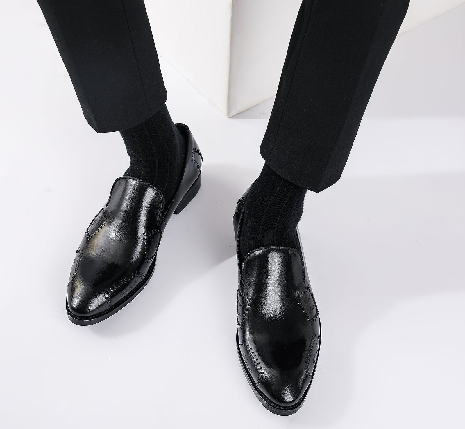 Men's Retro Fun Smoking Loafers