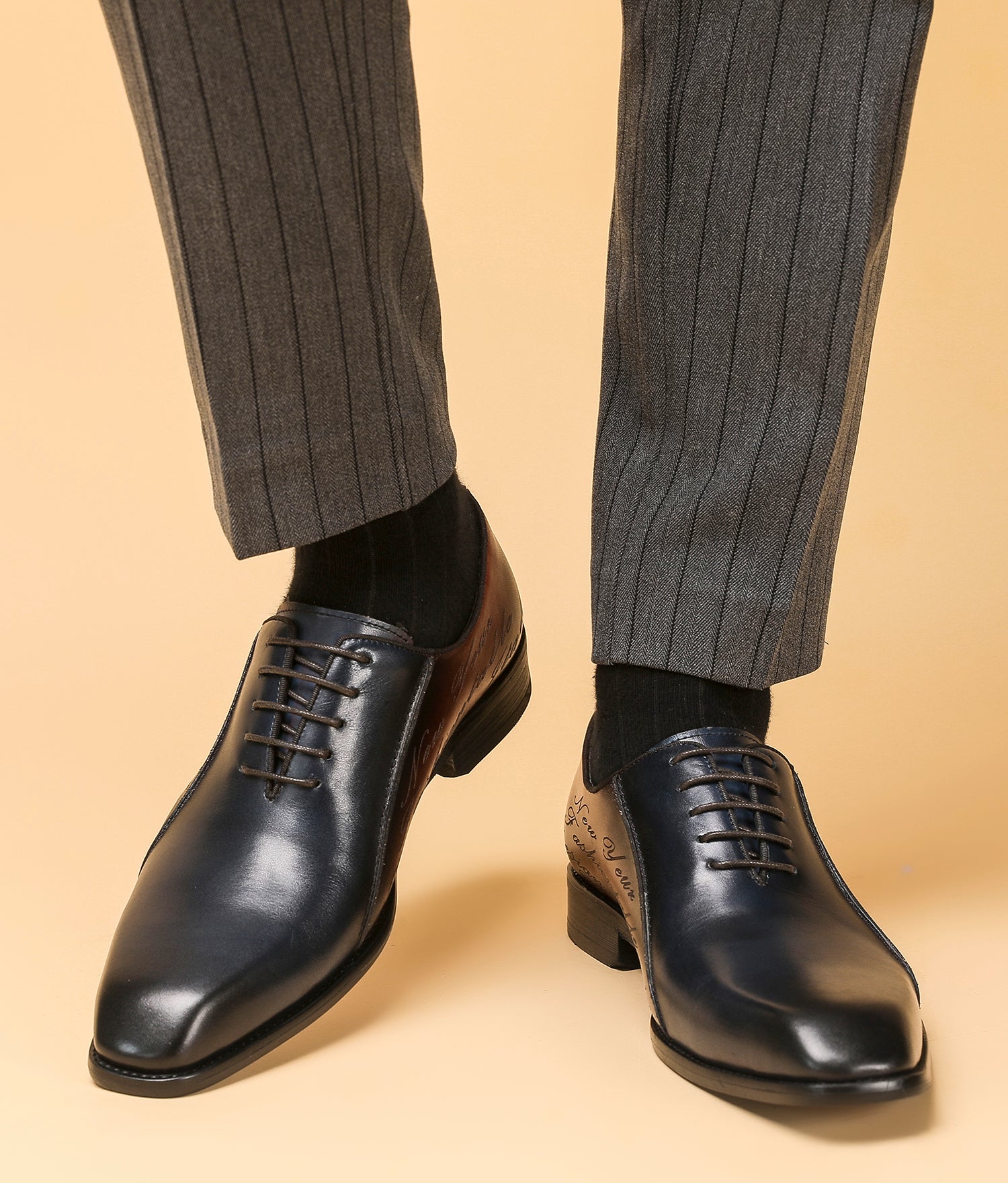 Zapatos formales Oxfords clásicos de cuero para hombre