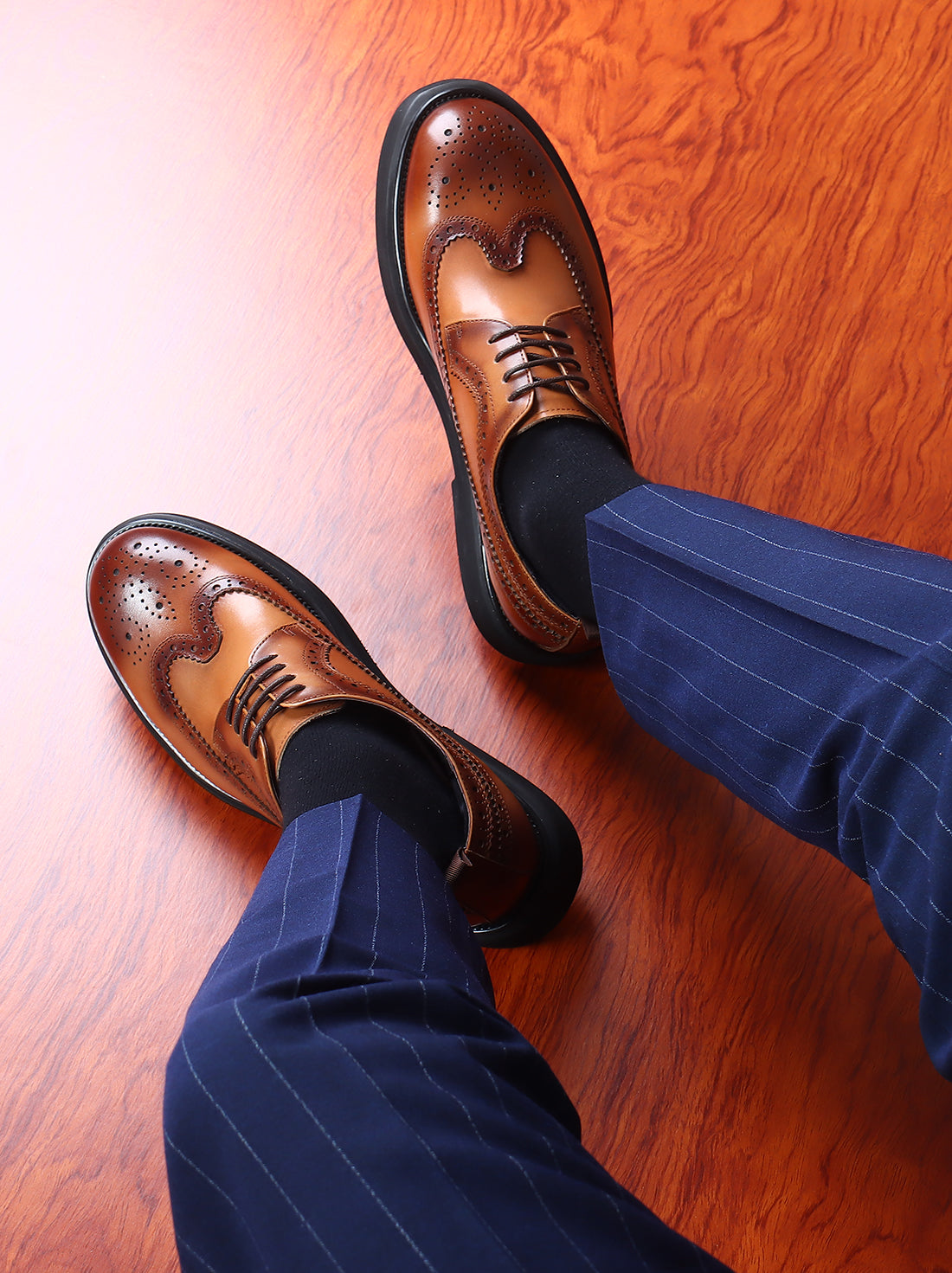 Derby de cuero Brogue Fashion para hombre 