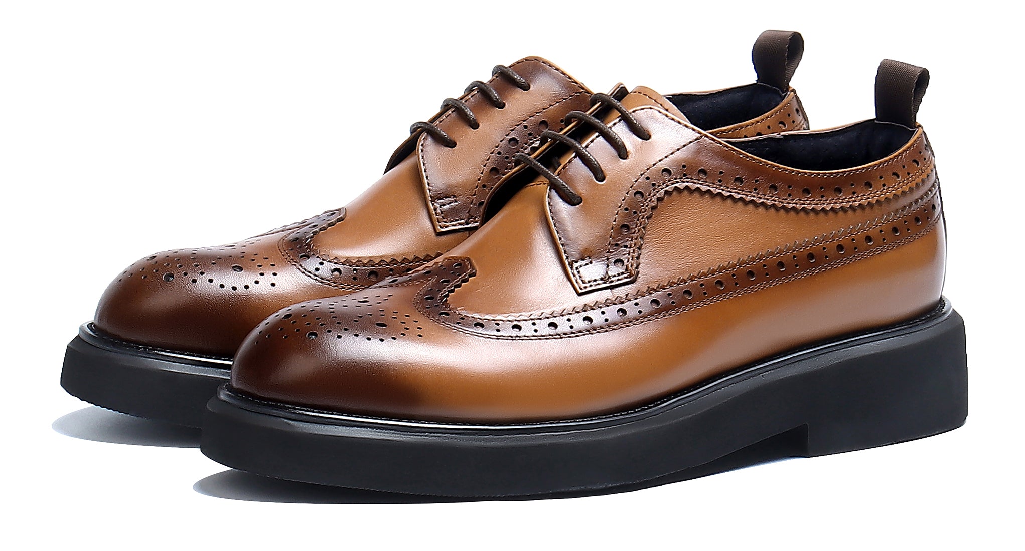 Derby de cuero Brogue Fashion para hombre 