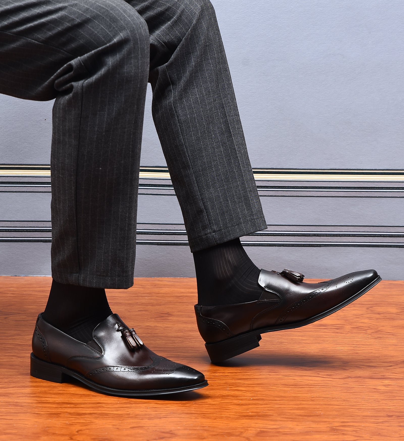 Mocasines formales de cuero con borlas para hombre