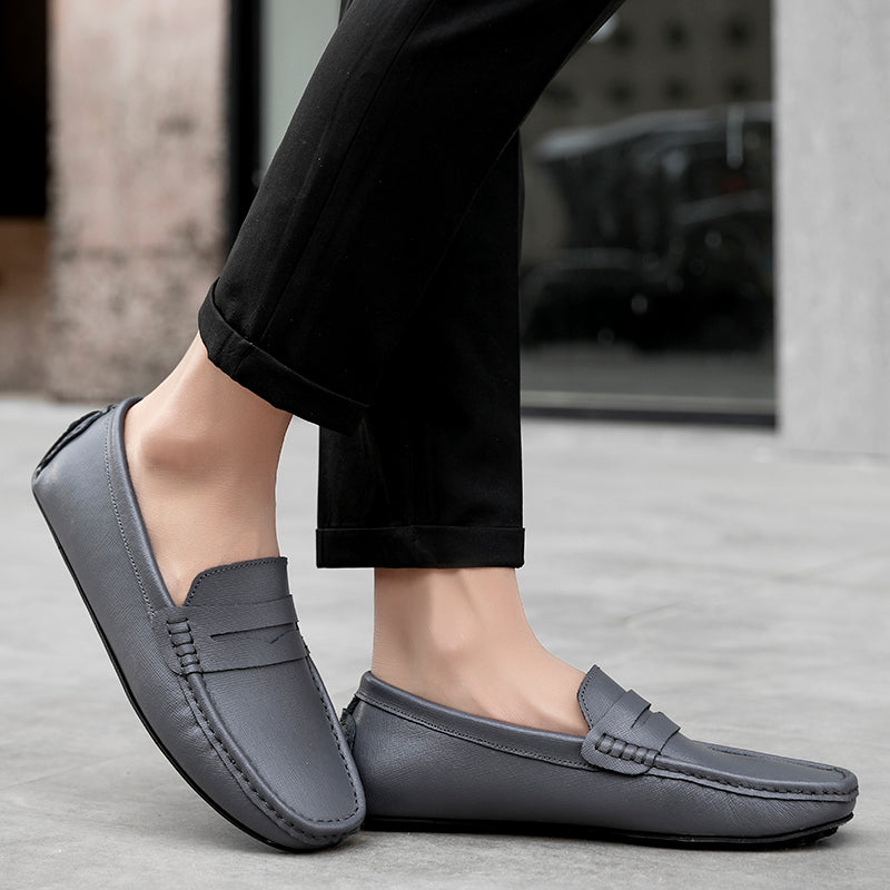 Mocasines de conducción lisos de cuero genuino para hombre