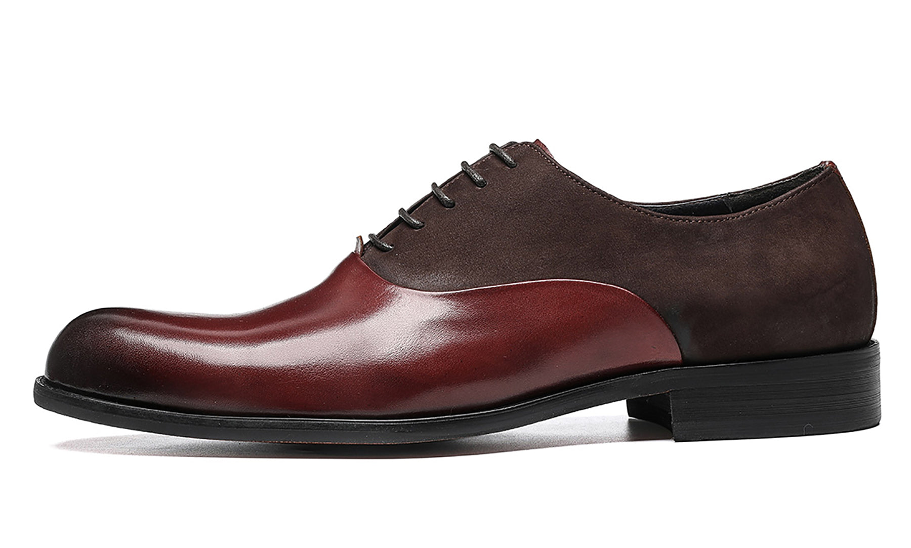 Zapatos Oxford de cuero con puntera para hombre 