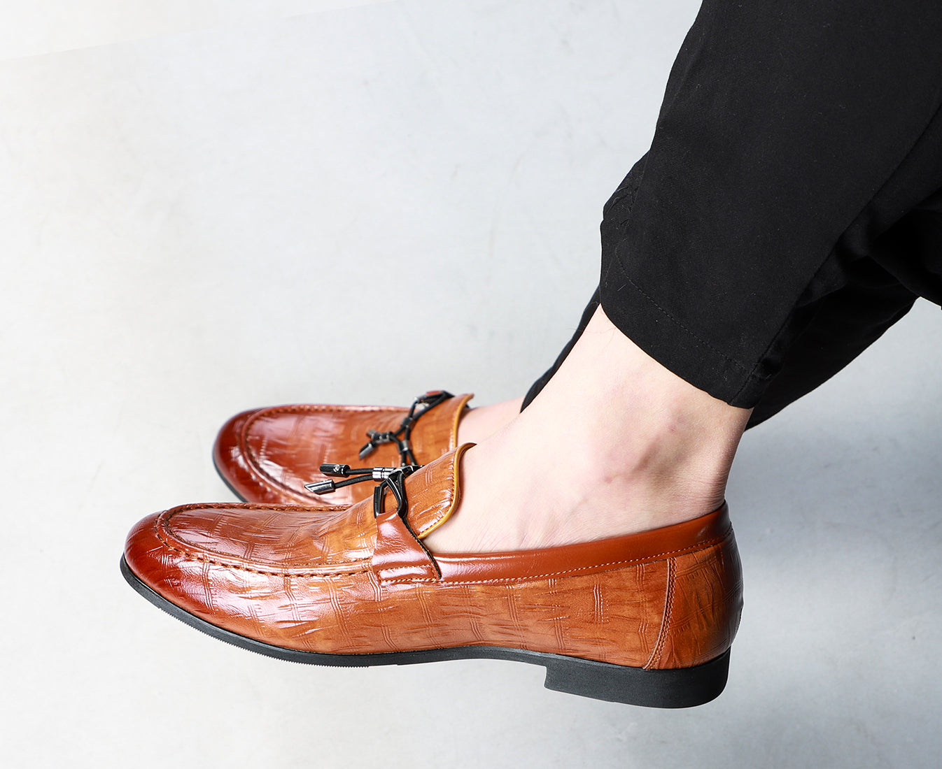 Men's Bow Tassel Smoking Loafers